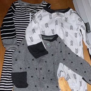 Cloud island set of three footsies